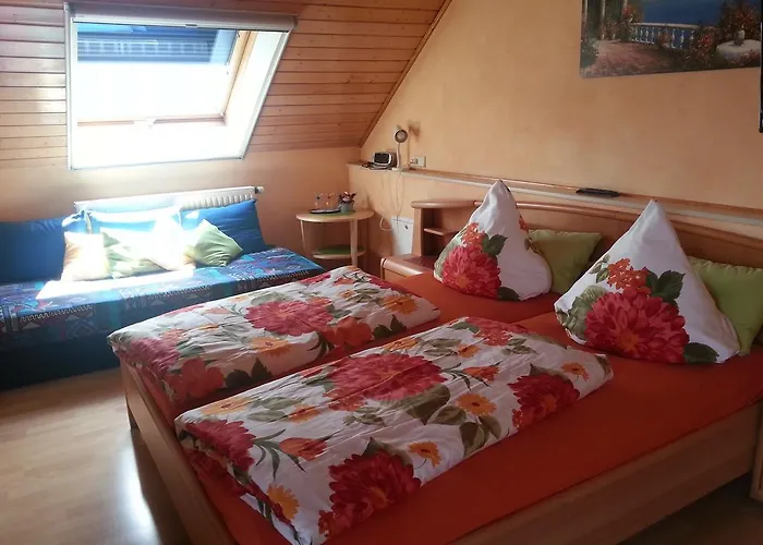 - Gaestehaus Gertrud Moog- 4* Rust